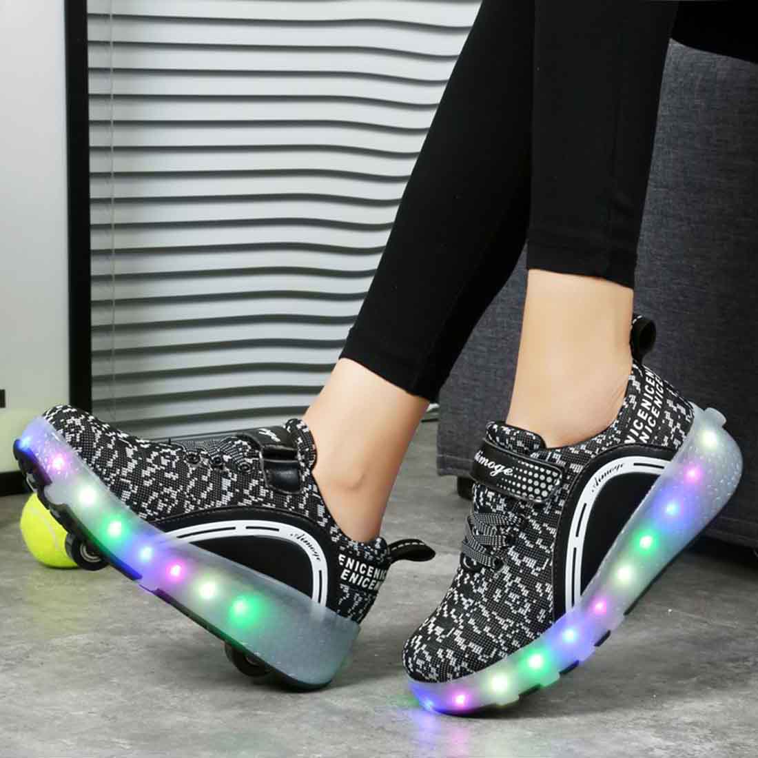 Mädchen Jungen LED Leuchten Räder Skates Roller Schuhe Komfortable Mesh-Oberfläche Rollschuhe für Kinder - SIKAINI