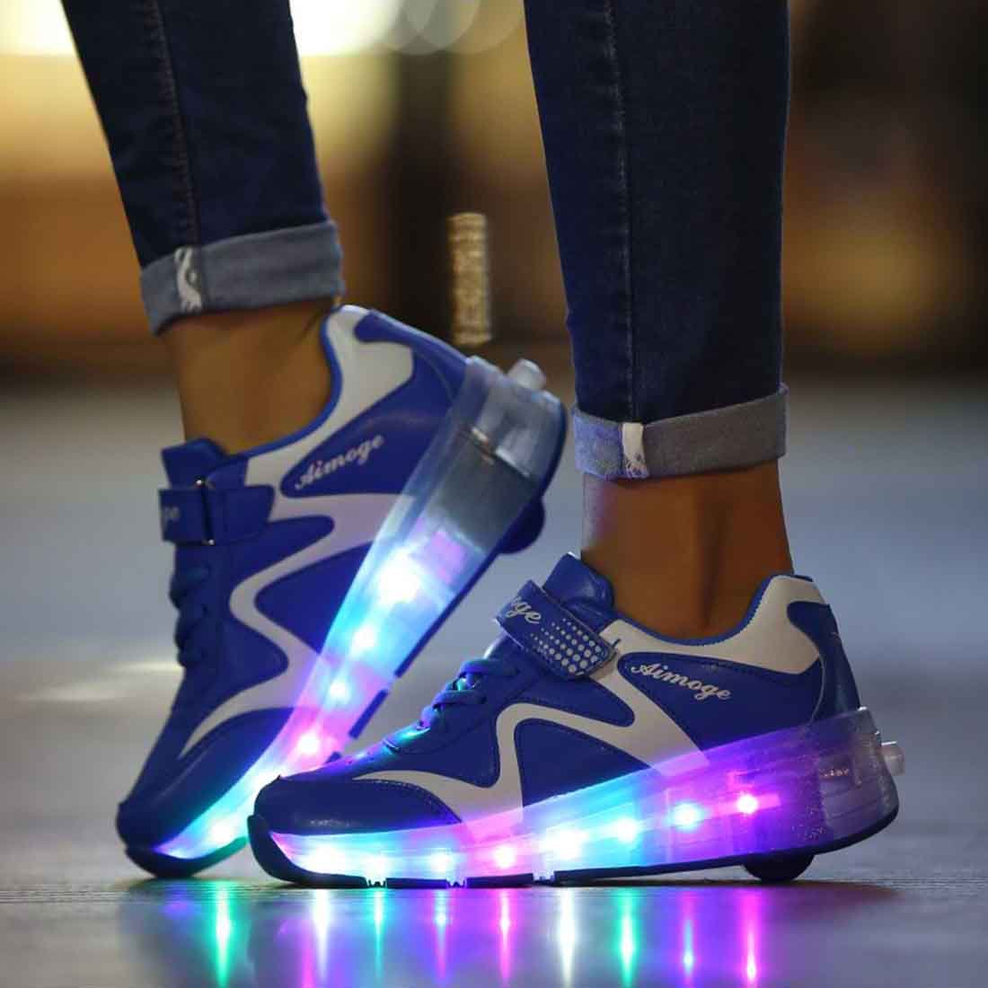 Rollschuhe für Kinder Erwachsene  bunte LED leuchten Schuhe mit Rollen - SIKAINI